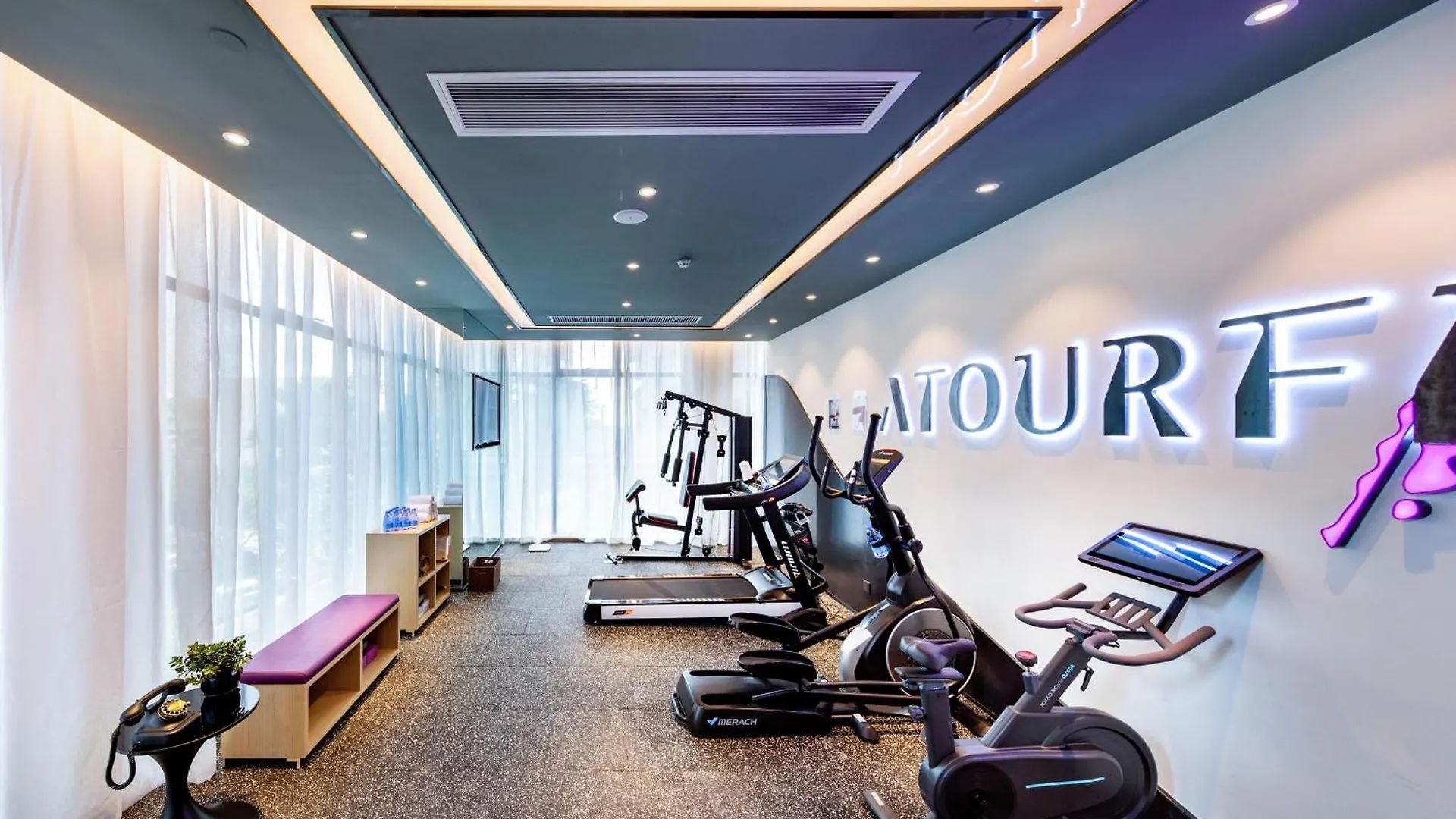 Atour Light Hotel Zhuhai Lovers Road Grand Theater 4*,  China